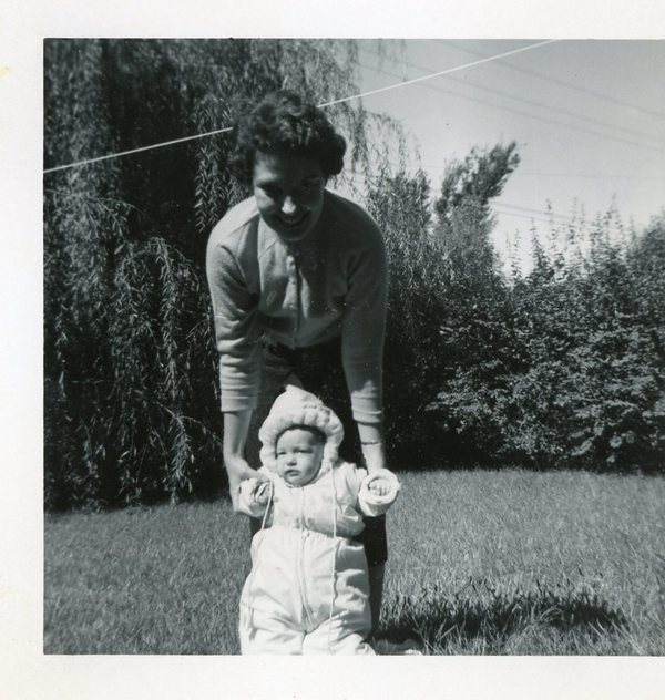 Nana with a glow worm...oh no that's Lori :)