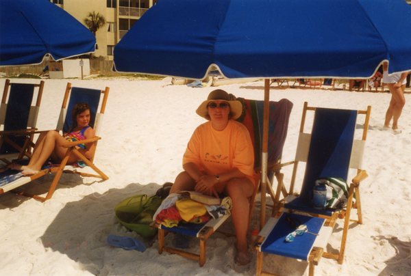 Cooling off in the Shade! Gulf Shores, AL